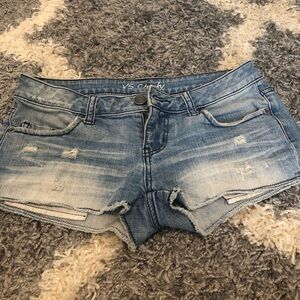 Victoria secrets Jean shorts size 4